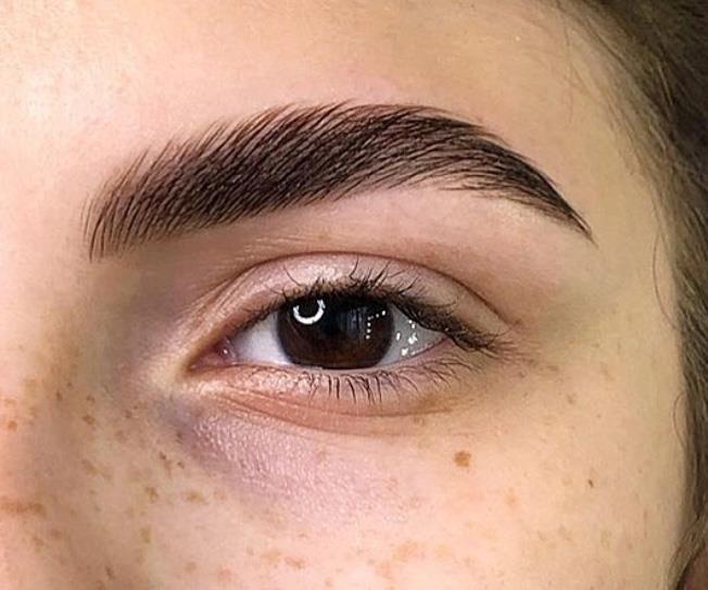 Laminating your eyebrows?!